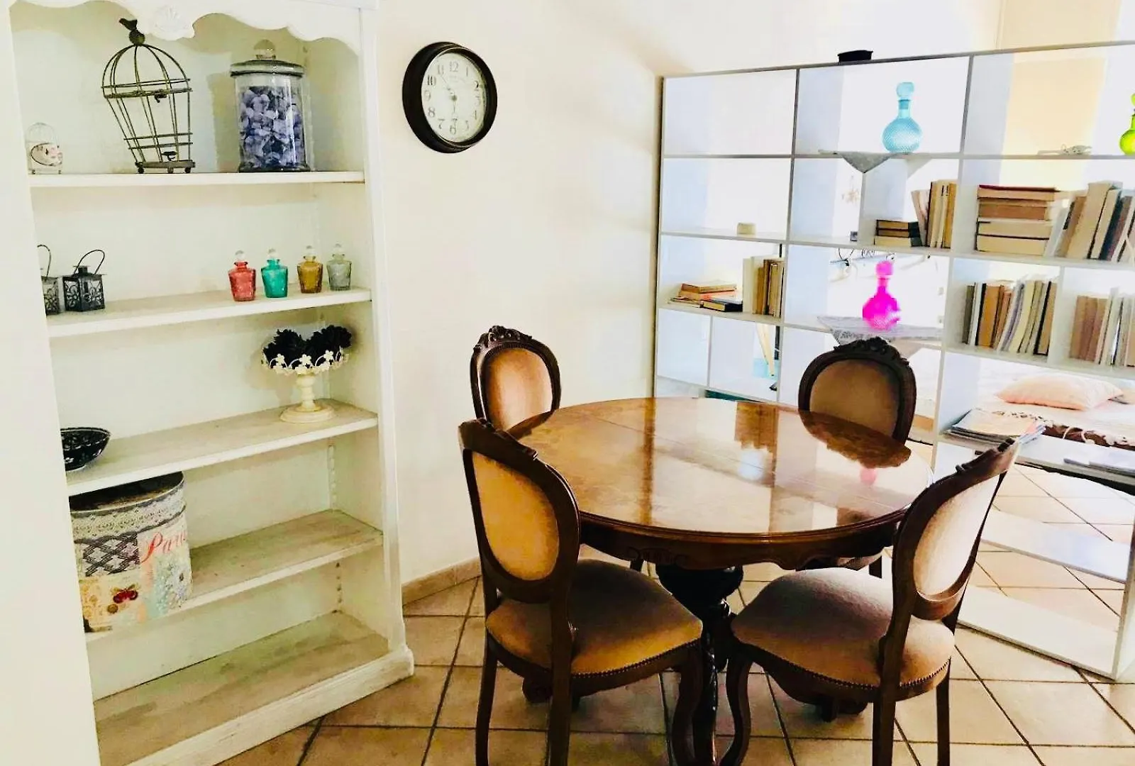 Apartment Appartamenti Le Rondini Cagliari